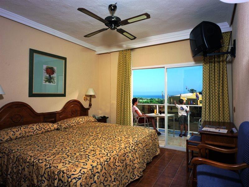 Diverhotel Dino Marbella Quarto foto